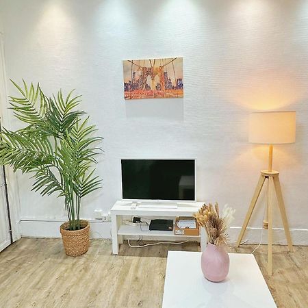 2 Minutes Metro Pasteur Paris 15Th Cosy Apartment Free Parking Exterior photo